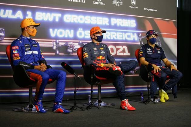VERSTAPPEN Max (ned), Red Bull Racing Honda RB16B, portrait with NORRIS Lando (gbr), McLaren MCL35M and PEREZ Sergio (mex), Red Bull Racing Honda RB16B during the press conference, PK, Pressekonferenz of the Formula 1 Grosser Preis Von Osterreich 2021, 2021 Austrian Grand Prix, 9th round of the 2021 FIA Formula One World Championship, WM, Weltmeisterschaft from July 2 to 4, 2021 on the Red Bull Ring, in Spielberg, Austria - FORMULE 1 : Grand prix d Autriche - Essais - Spielberg - 03 07 2021 DPPI Panoramic JFBE3001