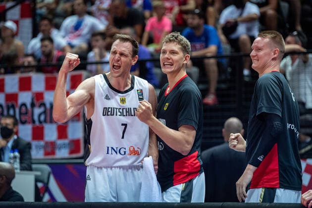 Basketball Split 03 07 2021 Olympic Qualification FIBA Olympic Qualifying Tournament 2020 Semifinals Germany GER Croatia CRO Cheers Johannes Voigtmann Germany, No 07 Moritz Wagner Germany, No 13 Robin Benzing Germany, No 12 vlnr