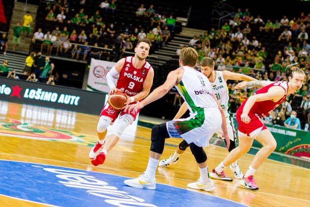 KOWNO, ZALGIRIO ARENA 03.07.2021 KWALIFIKACJE OLIMPIJSKIE TOKYO 2020 FIBA OLYMPIC QUALIFYING TOURNAMENT 2020 POLFINAL SEMIFINAL LITWA - POLSKA LITHUANIA - POLAND NZ MATEUSZ PONITKA (9), DOMANTAS SABONIS (11), ROKAS GIEDRAITIS (31), ALEKSANDER BALCEROWSKI (2) Pawel Pietranik NEWSPIX.pl --- Newspix.pl  PIETRANIK030721_081