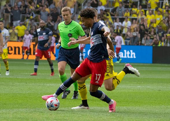 COLUMBUS, OH - JULY 03: Tajon Buchanan 17 of New England Revolution controls the ball during the game between the Columbus Crew and the New England Revolution at Lower.com Field in Columbus, Ohio on July 3, 2021. (Photo by Jason Mowry Icon Sportswire) SOCCER: JUL 03 MLS, Fussball Herren, USA - New England Revolution at Columbus Crew Icon2107030047