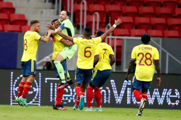 Uruguay x Colombia BRASÍLIA, DF - 03.07.2021: URUGUAY X COLOMBIA - Match between , Uruguay x Colombia valid quarterfinal match Copa America Brazil 2021 , held at Estádio Nacional Mané Garricha , on Saturday (3rd). In the photo, Goalkeeper Davi Ospina celebrates victory Uruguay (Photo: Francisco Stuckert Fotoarena) x2088629x  FranciscoxStuckert
