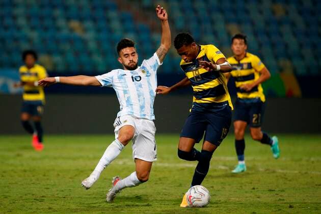 Argentina s Nicolas Gonzalez in action against Ecuador s Gonzalo Plata, during a match for the quarterfinals of the Copa America at the Pedro Ludovico Teixeira Olympic Stadium in Goiania, Brazil, 03 July 2021. Argentina - Ecuador !ACHTUNG: NUR REDAKTIONELLE NUTZUNG!  Copyright: xAlbertoxValdesx AME067 20210704-1902f95418a5a464d50e549ac735ecdc16ab2290