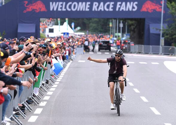 VETTEL Sebastian F1 Team Aston Martin Bike to the race with the fans F1 season 2021 GP of Austria on 04 July 2021 in Spielberg
