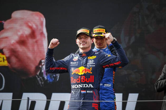VERSTAPPEN Max (ned), Red Bull Racing Honda RB16B, portrait, celebrating his win during the Formula 1 Grosser Preis Von Osterreich 2021, 2021 Austrian Grand Prix, 9th round of the 2021 FIA Formula One World Championship, WM, Weltmeisterschaft from July 2 to 4, 2021 on the Red Bull Ring, in Spielberg, Austria - FORMULE 1 : Grand Prix Autriche - 04 07 2021 DPPI PANORAMIC _GDN2105