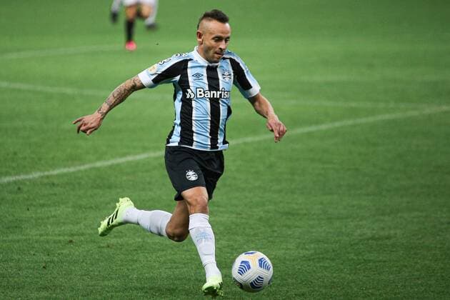 July 4, 2021, Porto Alegre, Brazil: Rafinha during soccer match between Gremio and Atletico Goianiense, valid for 9th round of Brazilian Soccer Championship, at Arena do Gremio, in Porto Alegre, on Sunday (4). Atletico Goianiense won 1-0.  Copyright: xMatheusxPex