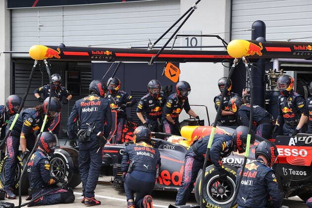 Formula 1 BWT Austrian Grand Prix 2021 04 07 2021, Red Bull Ring , Spielberg, Formula 1 BWT Austrian Grand Prix 2021 , pictured pit stop for Max Verstappen NEL 33 , Red Bull Racing Honda. nordphotoxGmbHx xBratic nph00250