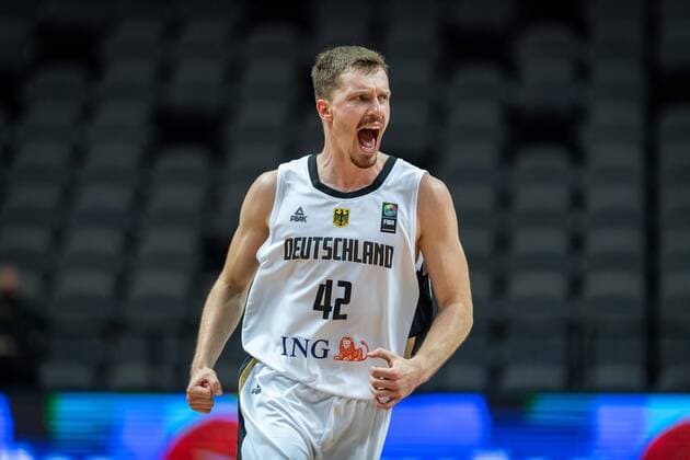 Basketball Split 04 07 2021 Olympic Qualification FIBA Olympic Qualifying Tournament 2020 Final Germany GER Brazil BRA Andreas Obst Germany, No 42 Cheers Germany
