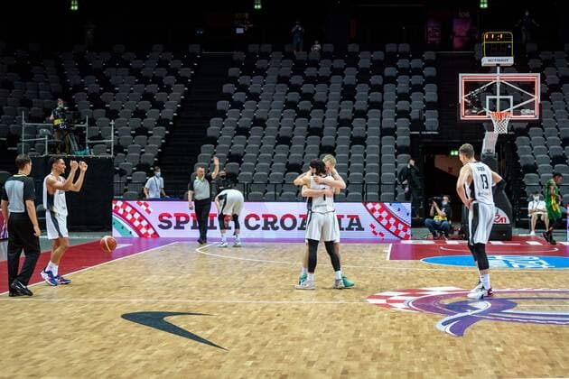 Basketball Split 04 07 2021 Olympic Qualifying FIBA Olympic Qualifying Tournament 2020 Final Germany GER Brazil BRA Germany wins the game and qualifies fÂ¸r Tokyo Cheers Germany Maodo Lo Germany, No 04 Joshiko Saibou Germany, No 01 Nils Giffey Germany, No 05 Moritz Wagner Germany, No 13 vlnr