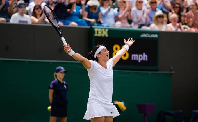Mandatory Credit: Photo by Rob Prange Shutterstock (12196121c) Ons Jabeur of Tunisia in action during the fourth round at the 2021 Wimbledon Championships Grand Slam tennis tournament Wimbledon Tennis Championships, Day 7, The All England Lawn Tennis and Croquet Club, London, UK - 05 Jul 2021 Wimbledon Tennis Championships, Day 7, The All England Lawn Tennis and Croquet Club, London, UK - 05 Jul 2021  Copyright: xRobxPrange Shutterstockx 12196121c
