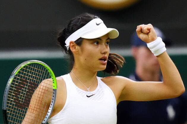 Tennis, Emma Raducanu trennt sich von Coach Andrew Richardson, Archivbilder Mandatory Credit: Photo by Shutterstock (12196118ib) Emma Raducanu reacts during her fourth round match Wimbledon Tennis Championships, Day 7, The All England Lawn Tennis and Croquet Club, London, UK - 05 Jul 2021 Wimbledon Tennis Championships, Day 7, The All England Lawn Tennis and Croquet Club, London, UK - 05 Jul 2021  Copyright: xShutterstockx 12196118ib