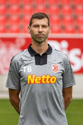 Media day SSV Jahn Regensburg 2021 2022 Thomas Barth SSV Jahn Regensburg 2 BL, portrait date 2021 2022