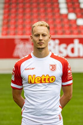 Media day SSV Jahn Regensburg 2021 2022 Carlo Boukhalfa SSV Jahn Regensburg 2 BL, portrait date 2021 2022