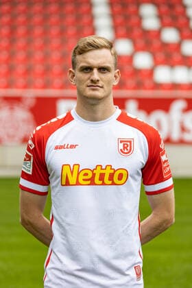 Media day SSV Jahn Regensburg 2021 2022 Scott Kennedy SSV Jahn Regensburg 2 BL, portrait date 2021 2022