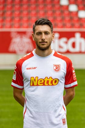 Media day SSV Jahn Regensburg 2021 2022 Charalambos Makridis SSV Jahn Regensburg 2 BL, portrait date 2021 2022