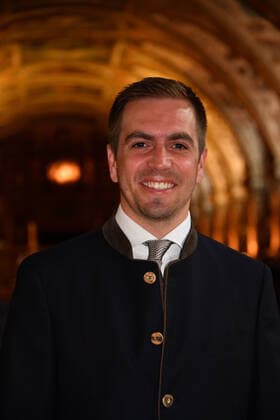 Philipp Lahm Award of the Bavarian Order of Merit 2021 Honour, Award Antiquarium Residenz Munich 08 July 2021