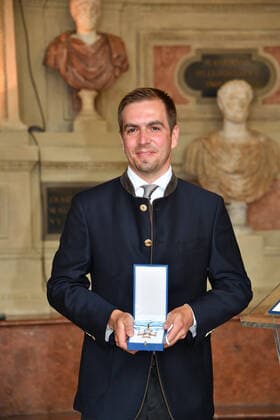 Philipp Lahm Award of the Bavarian Order of Merit 2021 Honour, Award Antiquarium Residenz Munich 08 July 2021