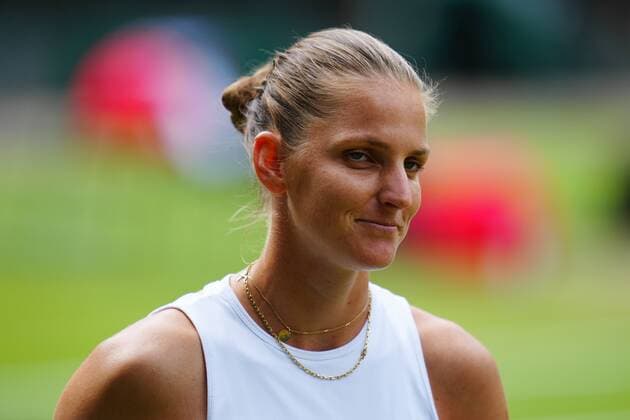 Mandatory Credit: Photo by Javier Garcia Shutterstock (12200578cq) Rueful smile from Karolina Pliskova during her semi-final match Wimbledon Tennis Championships, Day 10, The All England Lawn Tennis and Croquet Club, London, UK - 08 Jul 2021 Wimbledon Tennis Championships, Day 10, The All England Lawn Tennis and Croquet Club, London, UK - 08 Jul 2021  Copyright: xJavierxGarcia Shutterstockx 12200578cq