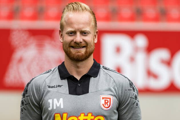 Media day SSV Jahn Regensburg 2021 2022 Jonas Maier SSV Jahn Regensburg 2 BL, portrait date 2021 2022