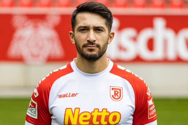Media day SSV Jahn Regensburg 2021 2022 Aygün Yildrim SSV Jahn Regensburg 2 BL, portrait date 2021 2022