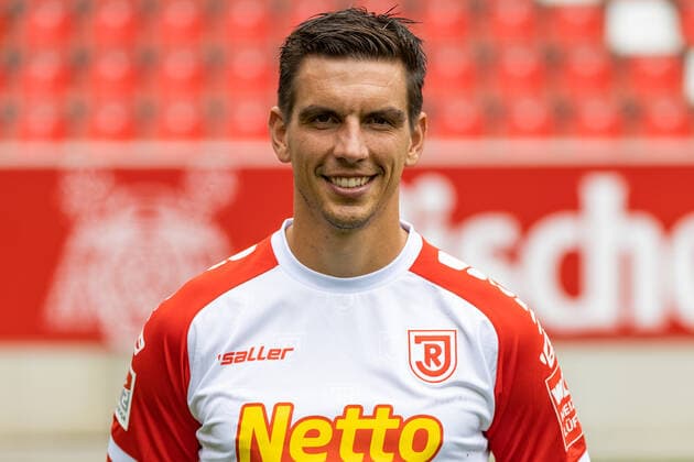 Media day SSV Jahn Regensburg 2021 2022 Christoph Moritz SSV Jahn Regensburg 2 BL, portrait date 2021 2022