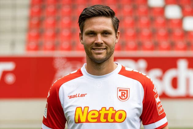 Media day SSV Jahn Regensburg 2021 2022 Andreas Albers SSV Jahn Regensburg 2 BL, portrait date 2021 2022