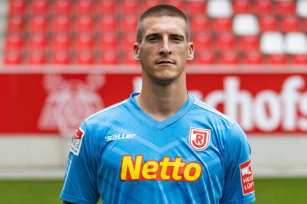 Media day SSV Jahn Regensburg 2021 2022 Kevin Kunz SSV Jahn Regensburg 2 BL, portrait date 2021 2022