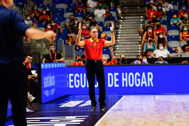 July 8, 2021, Malaga, Spain: Coach Sergio Scariolo seen during a friendly basketball match between Spain and France at Palacio de los Deportes Jose Maria Martin Carpena in Malaga. Malaga Spain - ZUMAs197 20210708_zaa_s197_114 Copyright: xFrancisxGonzalezx