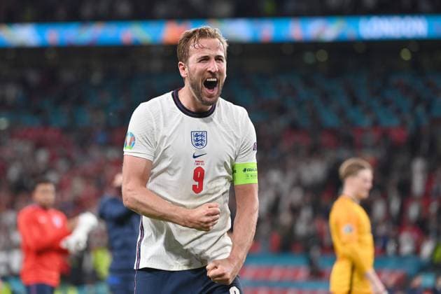 Final cheer Harry KANE ENG ,jubilation,joy,enthusiasm,action,single image,cut single image,half figure,half figure semifinal,match M50,England ENG Denmark DEN 2 1 n V on 07 07 2021 in London Wembley Stadium Football EM 2020 from 11 06 2021 11 07 2021