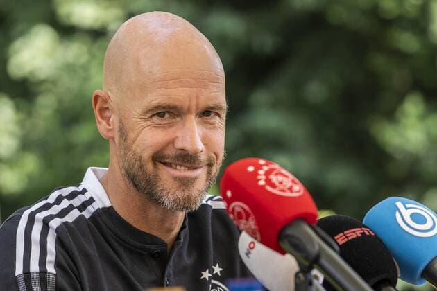 DE LUTTE Ajax coach Erik ten Hag during a press conference in De Lutte on July 9, 2021 in De Lutte, the Netherlands ANP VINCENT JANNINK Dutch Eredivisie 2021 2022 xVIxANPxSportx xxANPxIVx 433613925