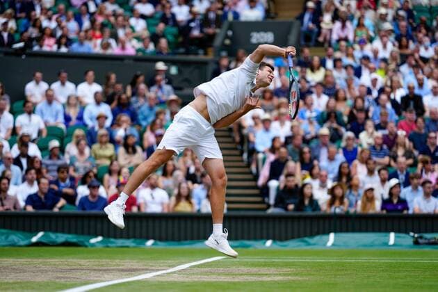 Mandatory Credit: Photo by Shutterstock (12202136az) Hubert Hurkacz during his semi-final match Wimbledon Tennis Championships, Day 11, The All England Lawn Tennis and Croquet Club, London, UK - 09 Jul 2021 Wimbledon Tennis Championships, Day 11, The All England Lawn Tennis and Croquet Club, London, UK - 09 Jul 2021  Copyright: xShutterstockx 12202136az