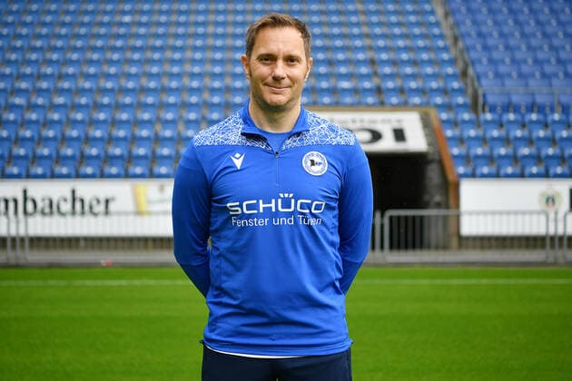 Bielefeld, Schueco Arena, 09 07 21, GER, Herren, 1 Bundesliga, Saison 2021 2022, DSC Arminia Bielefeld Porträttermin 2021 Bild Leitender Mannschaftsarzt Dr Andreas Elsner Bielefeld Nur fuer journalistische Zwecke Only for editorial use According to the regulations of the DFL Deutsche Fußball Liga it is prohibited, DFL regulations prohibit any use of photographs as image sequences and or quasi video North Rhine-Westphalia Germany