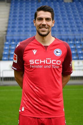Bielefeld, Schueco Arena, 09 07 21, GER, Herren, 1 Bundesliga, Saison 2021 2022, DSC Arminia Bielefeld Porträttermin 2021 Bild Goalkeeper Stefan Ortega Bielefeld Nur fuer journalistische Zwecke Only for editorial use According to the regulations of the DFL Deutsche Fußball Liga it is prohibited, DFL regulations prohibit any use of photographs as image sequences and or quasi video North Rhine Westphalia Germany
