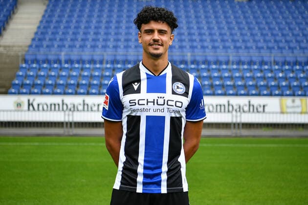 Bielefeld, Schueco Arena, 09 07 21, GER, Herren, 1 Bundesliga, Saison 2021 2022, DSC Arminia Bielefeld Porträttermin 2021 Bild Guilherme Ramos Bielefeld Nur fuer journalistische Zwecke Only for editorial use According to the regulations of the DFL Deutsche Fußball Liga it is prohibited, DFL regulations prohibit any use of photographs as image sequences and or quasi video North Rhine Westphalia Germany