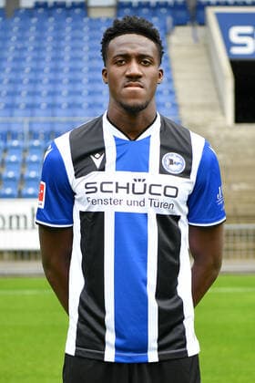 Bielefeld, Schueco Arena, 09 07 21, GER, Herren, 1 Bundesliga, Saison 2021 2022, DSC Arminia Bielefeld Porträttermin 2021 Bild Bryan Lasme Bielefeld Nur fuer journalistische Zwecke Only for editorial use According to the regulations of the DFL Deutsche Fußball Liga it is prohibited, DFL regulations prohibit any use of photographs as image sequences and or quasi video North Rhine Westphalia Germany