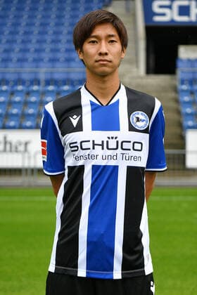 Bielefeld, Schueco Arena, 09 07 21, GER, Herren, 1 Bundesliga, Saison 2021 2022, DSC Arminia Bielefeld Porträttermin 2021 Bild Masaya Okugawa Bielefeld Nur fuer journalistische Zwecke Only for editorial use According to the regulations of the DFL Deutsche Fußball Liga it is prohibited, DFL regulations prohibit any use of photographs as image sequences and or quasi video North Rhine Westphalia Germany