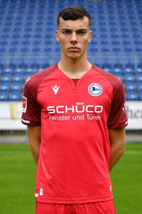 Bielefeld, Schueco Arena, 09 07 21, GER, Herren, 1 Bundesliga, Saison 2021 2022, DSC Arminia Bielefeld Porträttermin 2021 Bild Torwart Arne Schulz Bielefeld Nur fuer journalistische Zwecke Only for editorial use According to the regulations of the DFL Deutsche Fußball Liga it is prohibited, DFL regulations prohibit any use of photographs as image sequences and or quasi video North Rhine Westphalia Germany
