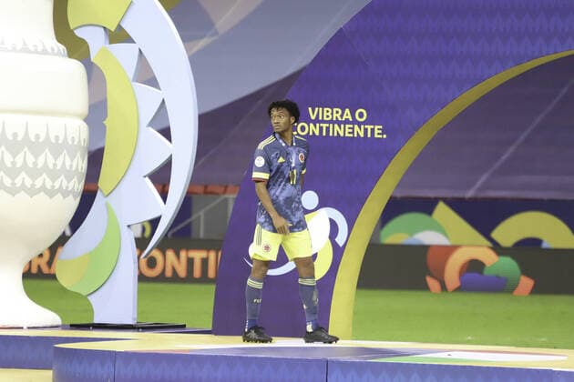 July 9, 2021, Brasilia, Federal District, Brazil: Colombian players celebrate the conquest of 3rd place in the Copa America after soccer match against Peru, held at Mane Garrincha stadium, in Brasilia, Federal District, on Friday (9). Colombia won 3-2.  Copyright: xLecoxVianax
