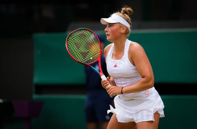 Mandatory Credit: Photo by Rob Prange Shutterstock (12203624br) Nastasja Schunk of Germany in action during the Juniors semi-final of the 2021 Wimbledon Championships Grand Slam tennis tournament Wimbledon Tennis Championships, Day 12, The All England Lawn Tennis and Croquet Club, London, UK - 10 Jul 2021 Wimbledon Tennis Championships, Day 12, The All England Lawn Tennis and Croquet Club, London, UK - 10 Jul 2021  Copyright: xRobxPrange Shutterstockx 12203624br