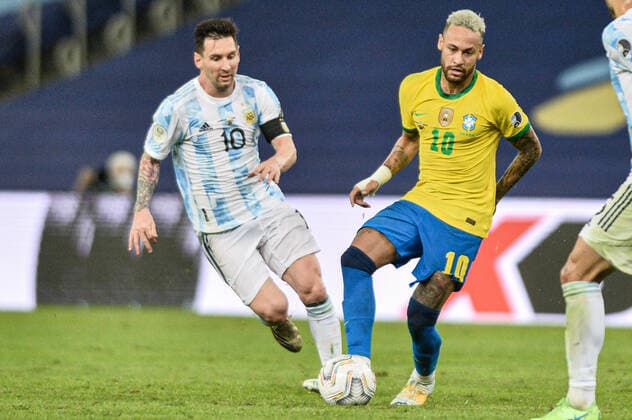 Argentina x Brasil RIO DE JANEIRO, RJ - 10.07.2021: ARGENTINA X BRASIL - Messi and Neymar during Argentina x Brazil, a match valid for the Copa America 2021 Final, held at Maracanã Stadium, located in the city of Rio de Janeiro, RJ, this Saturday (10). (Photo: Nayra Halm Fotoarena) x2091728x  NayraxHalm
