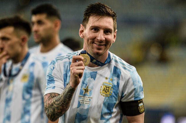 Argentina x Brasil RIO DE JANEIRO, RJ - 10.07.2021: ARGENTINA X BRASIL - Messi celebrates title. Argentina Champion, after Argentina x Brazil, match valid for the Copa America 2021 Final, held at Maracanã Stadium, located in the city of Rio de Janeiro, RJ, this Saturday (10). (Photo: Nayra Halm Fotoarena) x2091785x  NayraxHalm