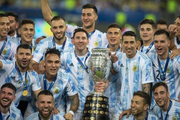 Maracana Stadium Argentina celebrate with trophy after winning the final of Copa America 2021 a football match between Argentina and Brazil 1-0 with the winning goal being scored by Angel di Maria, final was held at the Maracana Stadium in Rio de Janeiro, RJ, Brazil on Saturday July 10th 2021. Richard Callis SPP Argentina v Brazil - Copa America Final 2021 