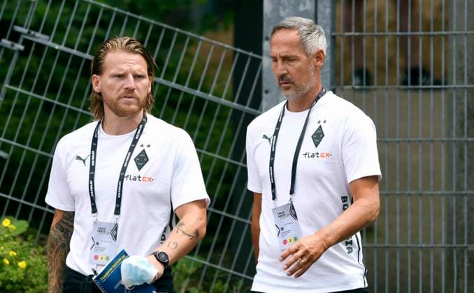 Football, Bundesliga, Germany, Men, Test match for 2021 2022 season, Grenzlandstadion Mönchengladbach Bor Mönchengladbach Viktoria Köln head coach Adi Hütter BMG , talent manager Eugen Polanski BMG.