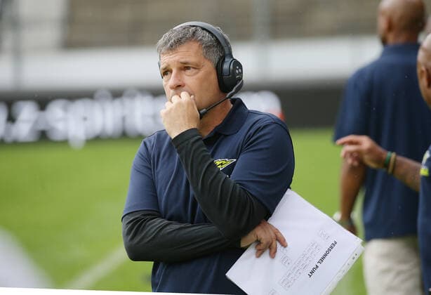 Stuttgart , European League of Football, American Football Stuttgart Surge vs. Leipzig Kings , Martin Hanselmann ( Trainer Surge ) *** Stuttgart , European League of Football, American Football Stuttgart Surge vs Leipzig Kings , Martin Hanselmann Coach Surge