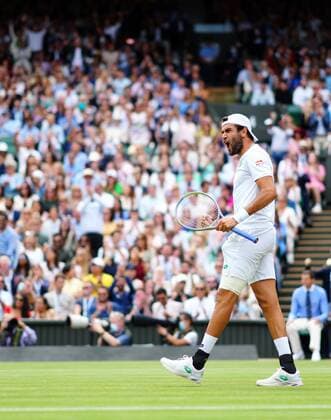 Mandatory Credit: Photo by Javier Garcia Shutterstock (12204578cn) Matteo Berrettini celebrates winning the first set during the Gentlemen s Singles final Wimbledon Tennis Championships, Day 13, The All England Lawn Tennis and Croquet Club, London, UK - 11 Jul 2021 Wimbledon Tennis Championships, Day 13, The All England Lawn Tennis and Croquet Club, London, UK - 11 Jul 2021  Copyright: xJavierxGarcia Shutterstockx 12204578cn