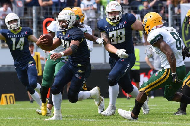 Samuel Shannon ( 27, Running back, Stuttgart Surge) American Football, ELF, European Leaguen of Football, Week 4, 11.07.2021 Foto:Eibner Tobias Baur Stuttgart Surge vs. Leipzig Kings European Leaguen of Football, Week 4 , 11.07.2021 Stuttgart *** Samuel Shannon 27, Running back, Stuttgart Surge American Football, ELF, European Leaguen of Football, Week 4, 11 07 2021 Foto Eibner Tobias Baur Stuttgart Surge vs Leipzig Kings European Leaguen of Football, Week 4 , 11 07 2021 Stuttgart Copyright: xEibner-Pressefotox EP_TBR