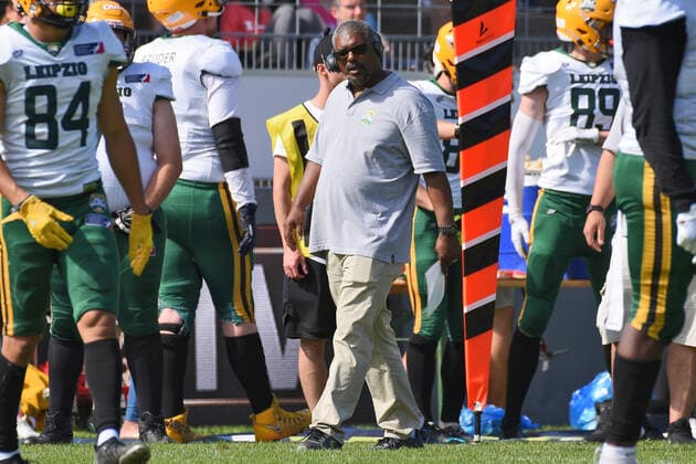 Fred Armstrong (Head Coach , Leipzig Kings) American Football, ELF, European Leaguen of Football, Week 4, 11.07.2021 Foto:Eibner Tobias Baur Stuttgart Surge vs. Leipzig Kings European Leaguen of Football, Week 4 , 11.07.2021 Stuttgart *** Fred Armstrong Head Coach , Leipzig Kings American Football, ELF, European Leaguen of Football, Week 4, 11 07 2021 Foto Eibner Tobias Baur Stuttgart Surge vs Leipzig Kings European Leaguen of Football, Week 4 , 11 07 2021 Stuttgart Copyright: xEibner-Pressefotox EP_TBR