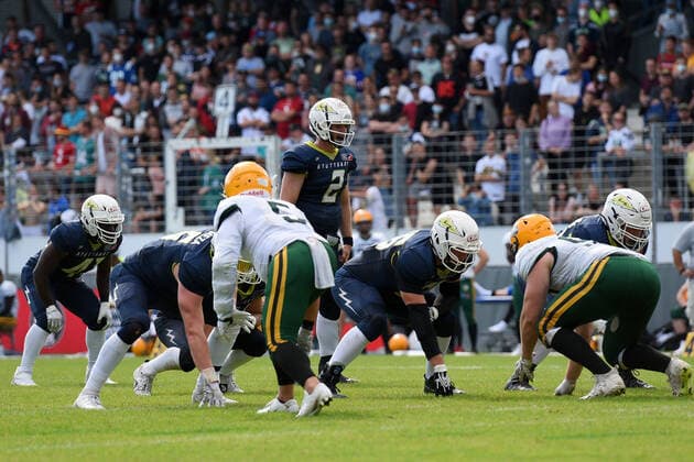 Aaron Ellis ( 2, Quarterback, Stuttgart Surge) American Football, ELF, European Leaguen of Football, Week 4, 11.07.2021 Foto:Eibner Tobias Baur Stuttgart Surge vs. Leipzig Kings European Leaguen of Football, Week 4 , 11.07.2021 Stuttgart *** Aaron Ellis 2, Quarterback, Stuttgart Surge American Football, ELF, European Leaguen of Football, Week 4, 11 07 2021 Foto Eibner Tobias Baur Stuttgart Surge vs Leipzig Kings European Leaguen of Football, Week 4 , 11 07 2021 Stuttgart Copyright: xEibner-Pressefotox EP_TBR