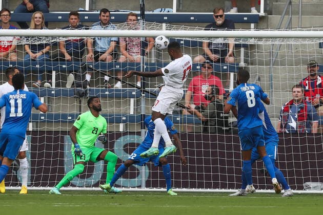 KANSAS CITY, KS - Jul 11: Canada forward Cyle Larin (17) scores a goal on a header in the first half of a Concacaf Gold Cup match between Canada and Martinique on Jul 11, 2021 at Children s Mercy Park in Kansas City, KS. (Photo by Scott Winters Icon Sportswire) SOCCER: JUL 11 Concacaf Gold Cup - Canada v Martinique Icon2107110065