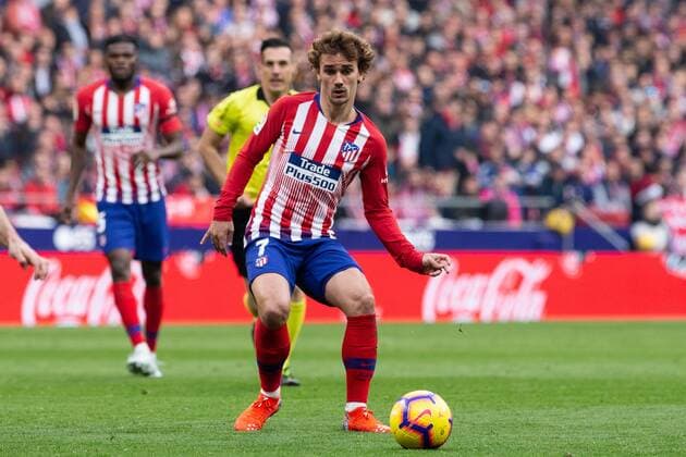 Mandatory Credit: Photo by Ruben Albarran Shutterstock (10094881an) Antoine Griezmann of Atletico de Madrid during La Liga football match between Atletico Madrid and Real Madrid played at the Wanda Metropolitano Stadium in Madrid, on February 9th 2019 Atletico Madrid v Real Madrid, La Liga, Football, Wanda Metropolitano Stadium, Madrid, Spain - 09 Feb 2019 Atletico Madrid v Real Madrid, La Liga, Football, Wanda Metropolitano Stadium, Madrid, Spain - 09 Feb 2019 Copyright: xRubenxAlbarran Shutterstockx 10094881an