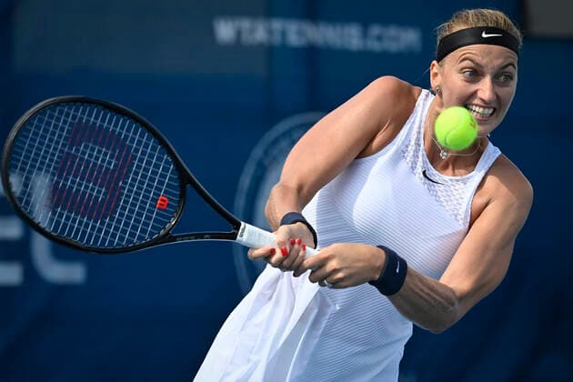 Sport Bilder des Tages Petra Kvitova (CZE) playes against Rebecca Sramkova (SVK) within the Livesport Prague Open WTA, Tennis Damen women’s tennis tournament in Prague, Czech Republic, on Monday, July 12, 2021. (CTKxPhoto VitxSimanek) CTKPhotoP2021071207639  VIS 018 K